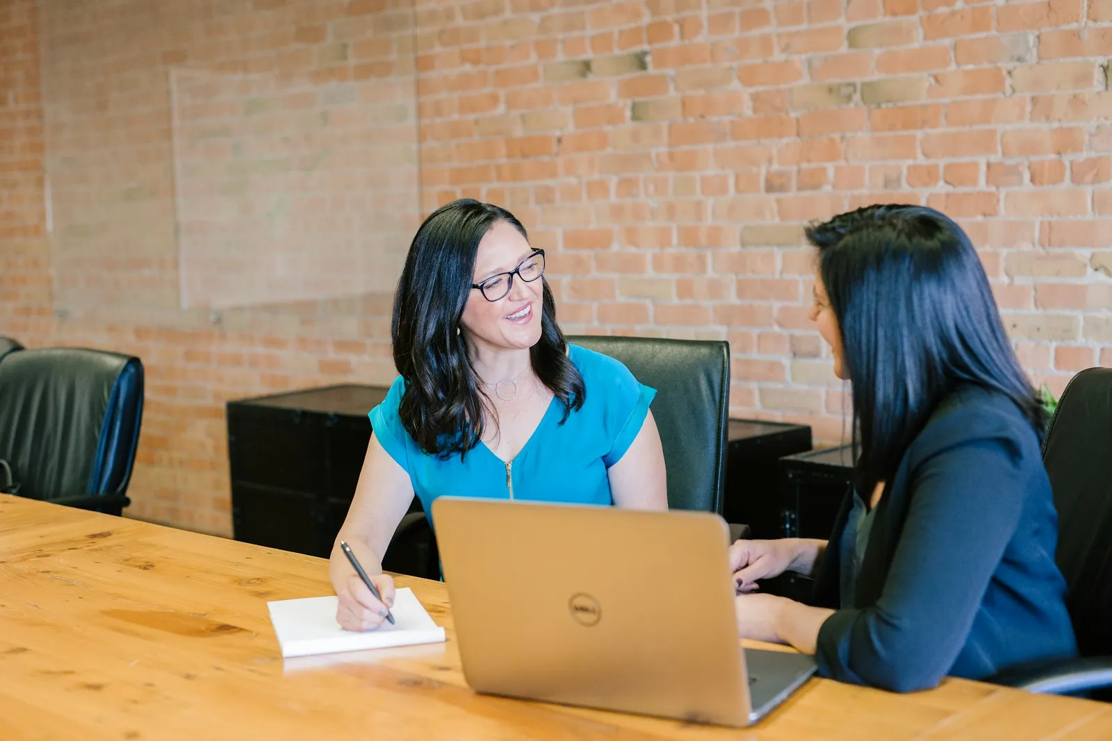 Job seeker planning a people operations coordinator application